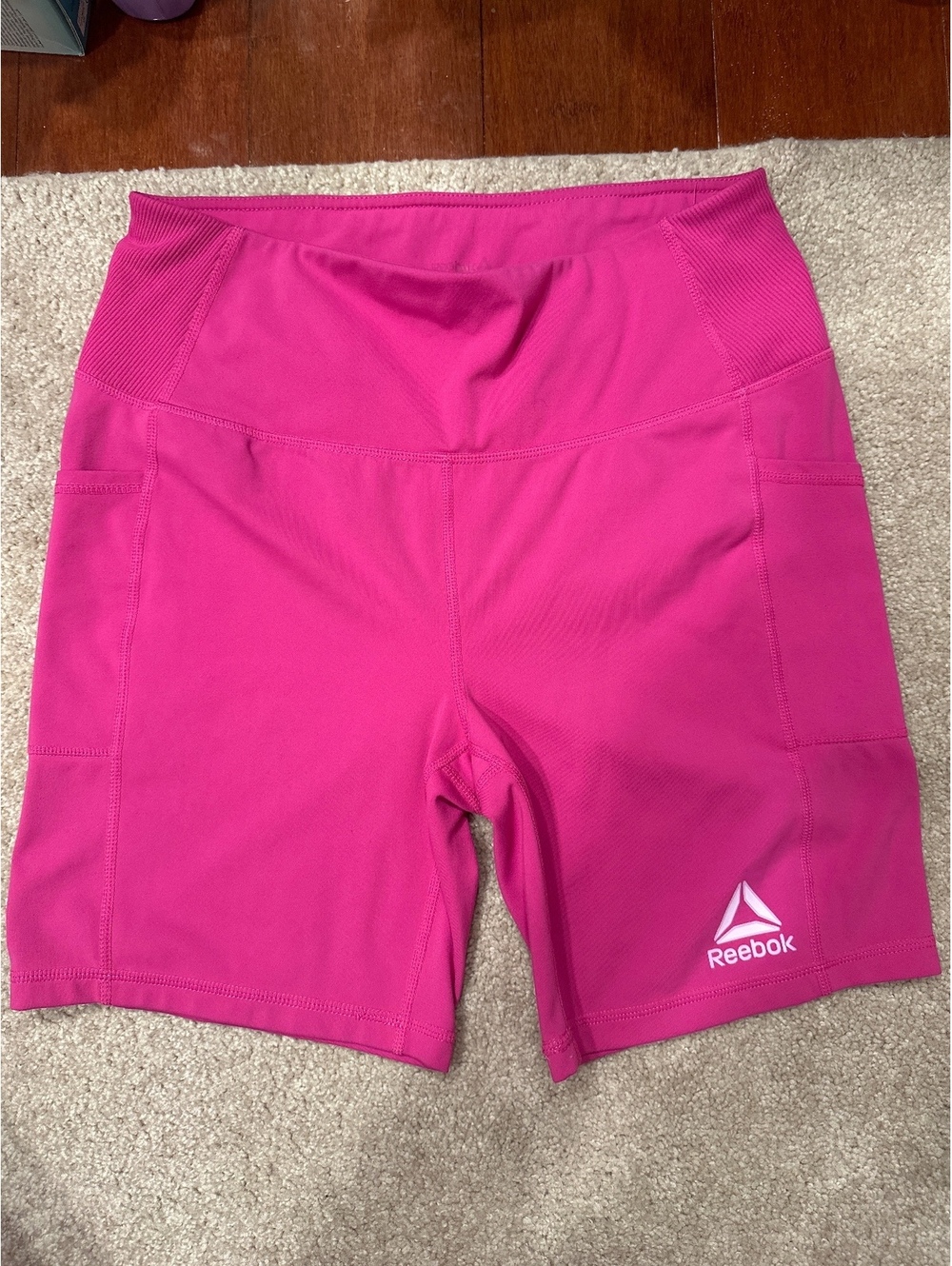 (4)Reebok Pink Athletic Shorts with Side Pockets, Size M